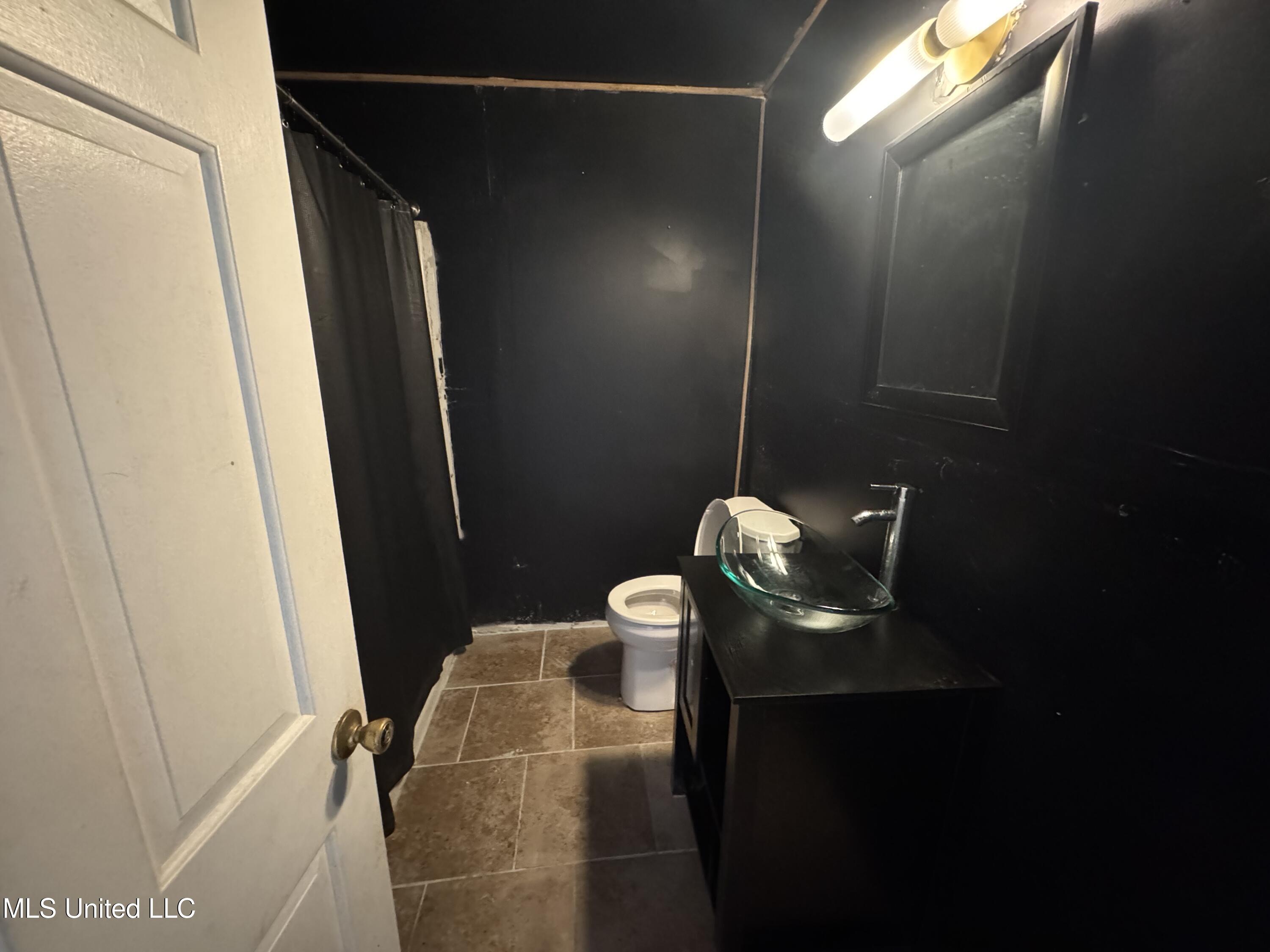 5418 Elder Street Moss Point, MS 39563 - Photo 9 of 13 IMG_8285