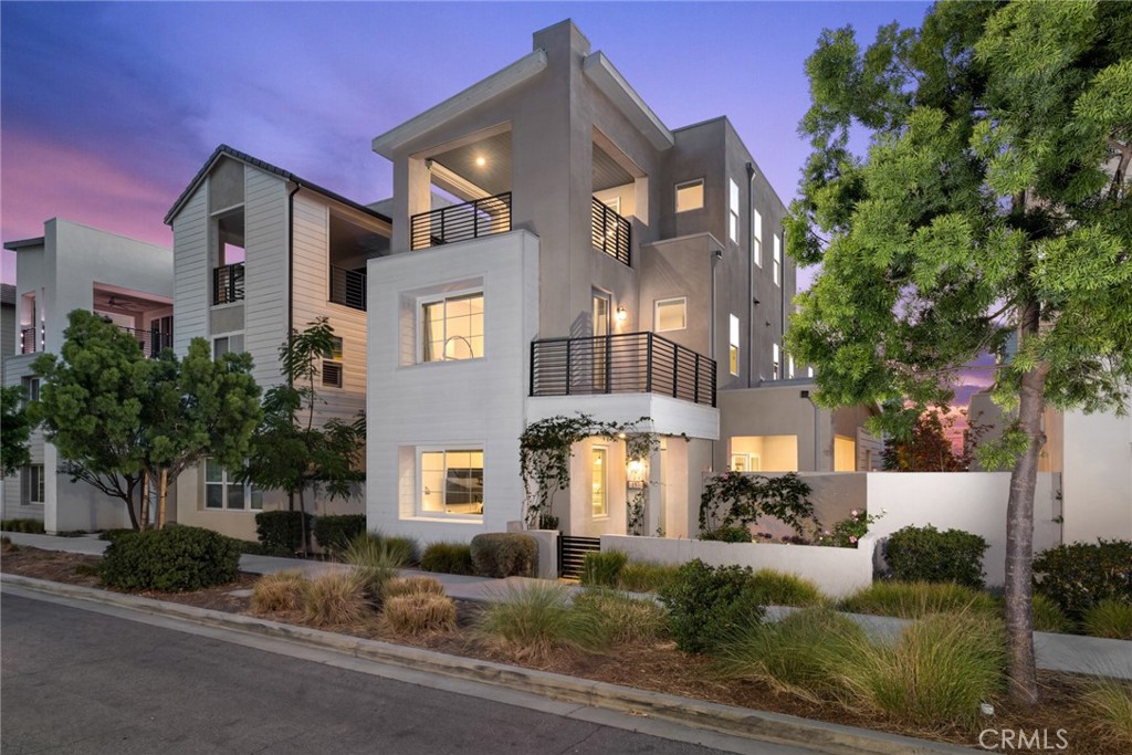 157 Crossover Irvine, CA 92618 - Photo 1 of 72