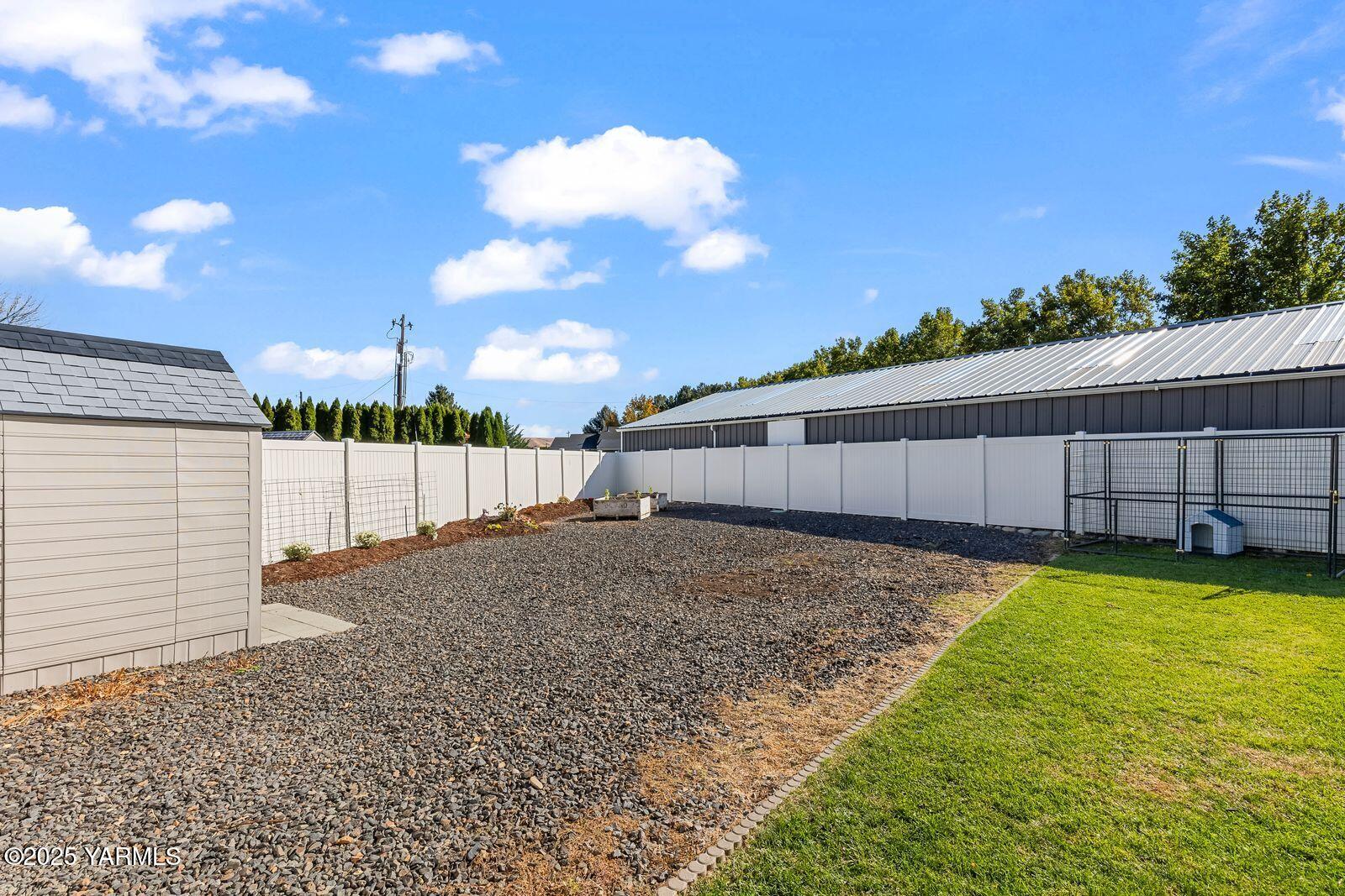 115 Apple Loop Naches, WA 98937 - Photo 36 of 48 a view of a backyard