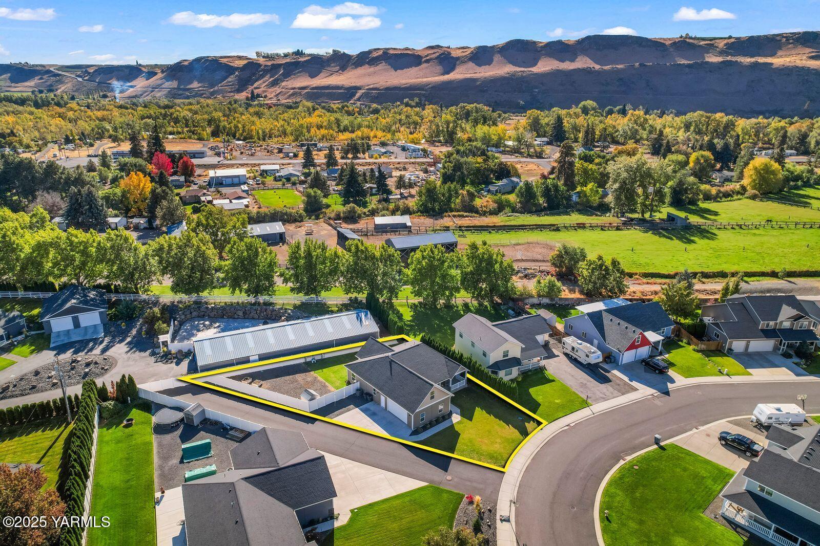 115 Apple Loop Naches, WA 98937 - Photo 39 of 48