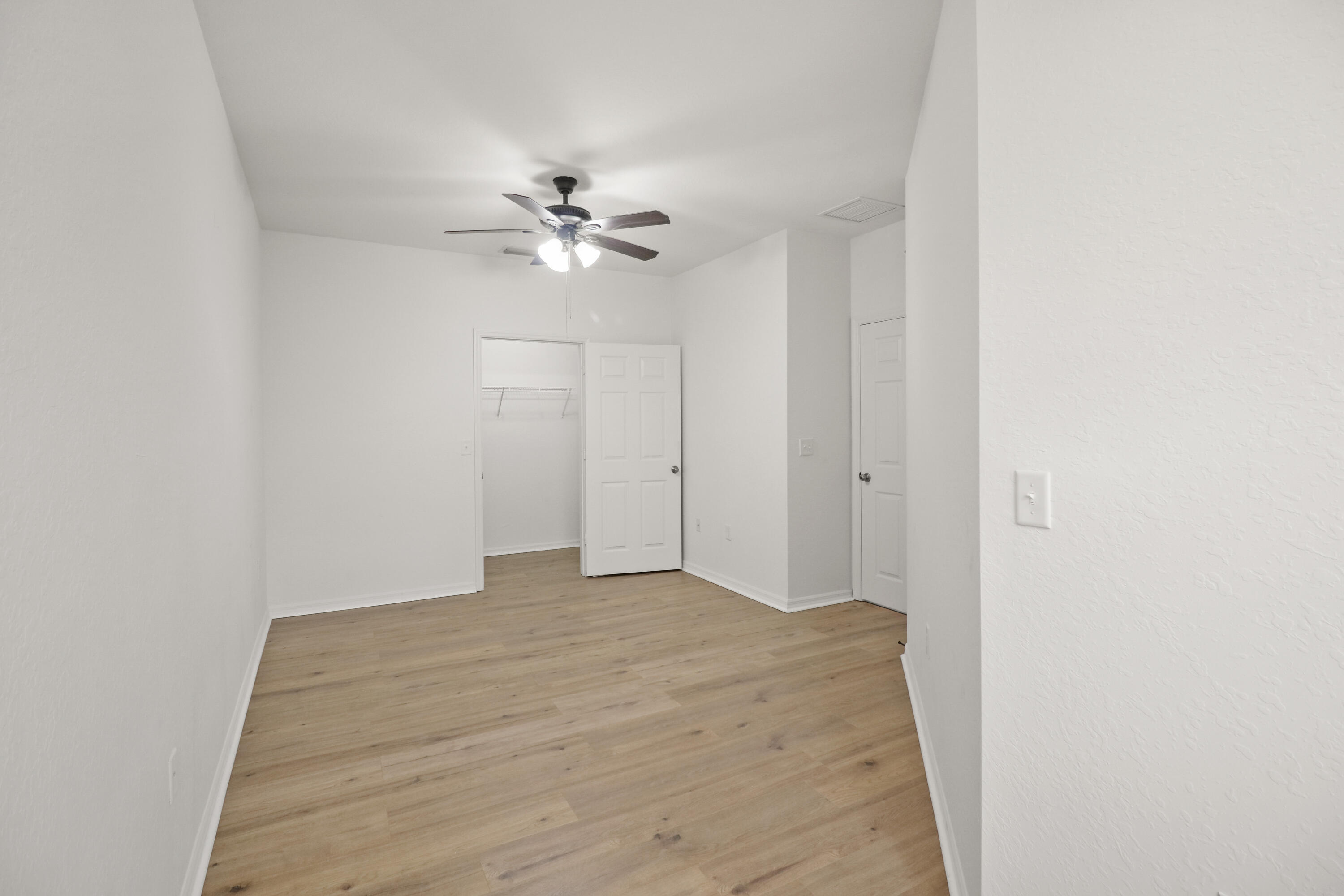 272 Southeast Kitching Circle Stuart, FL 34994 - Photo 21 of 52 21-IMG_0718