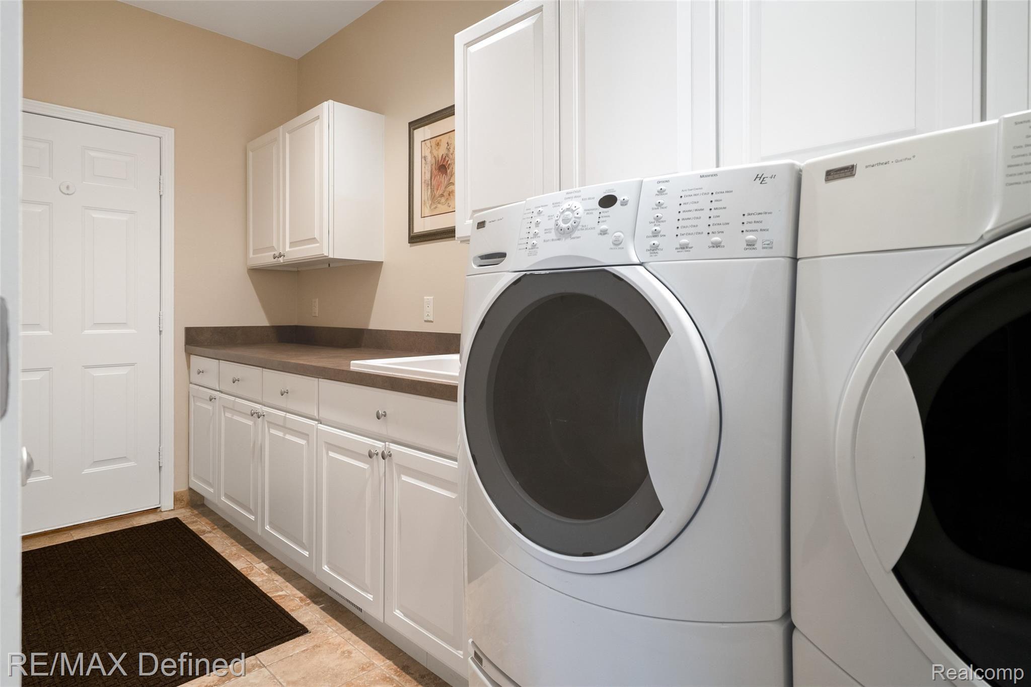 1606 Boulder Court Rochester, MI 48306 - Photo 22 of 43 1606-Boulder-Ct-24.jpg
