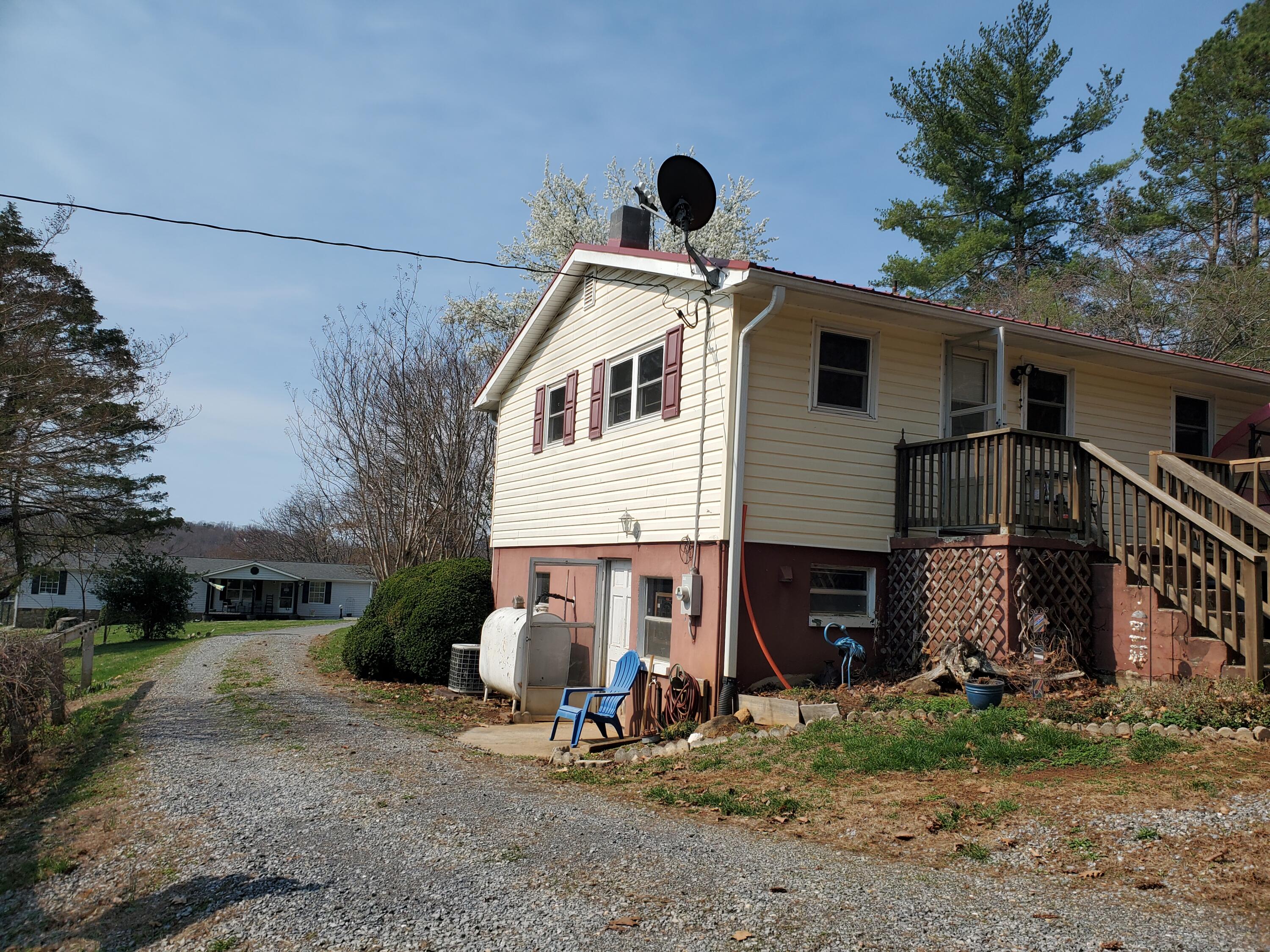 1135 Taylor Mountain Road Thaxton, VA 24174 - Photo 35 of 38 20260313_115453