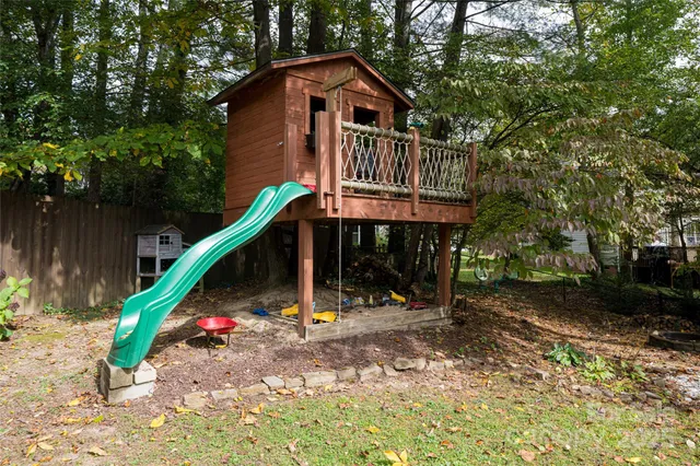 a view of a house with a park
