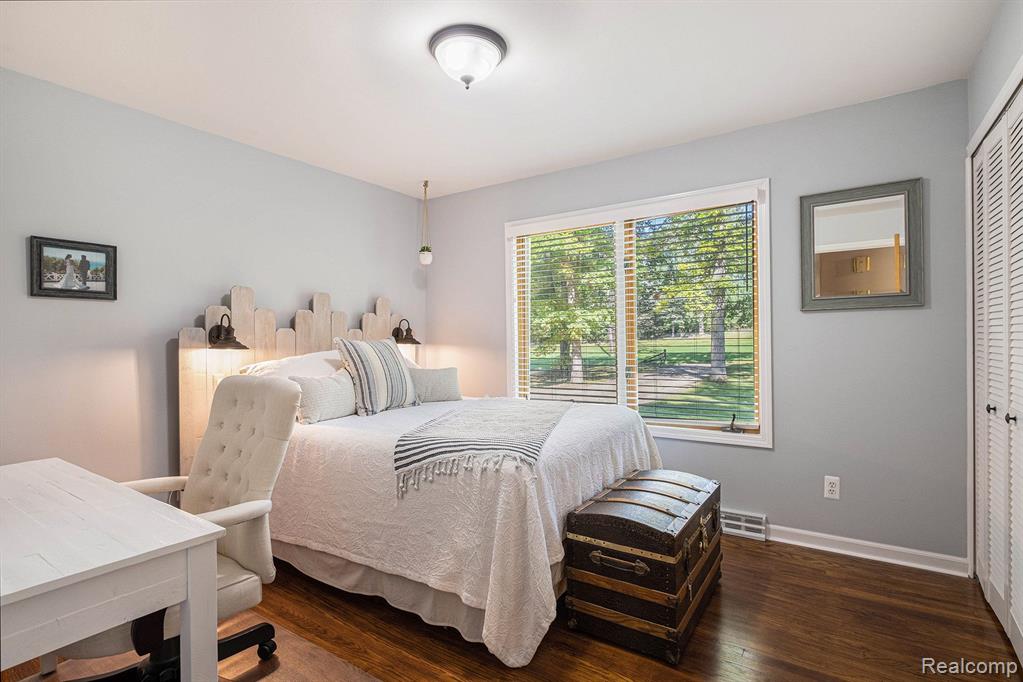 11410 Foley Road Fenton, MI 48430 - Photo 17 of 32 Gallery Image 17