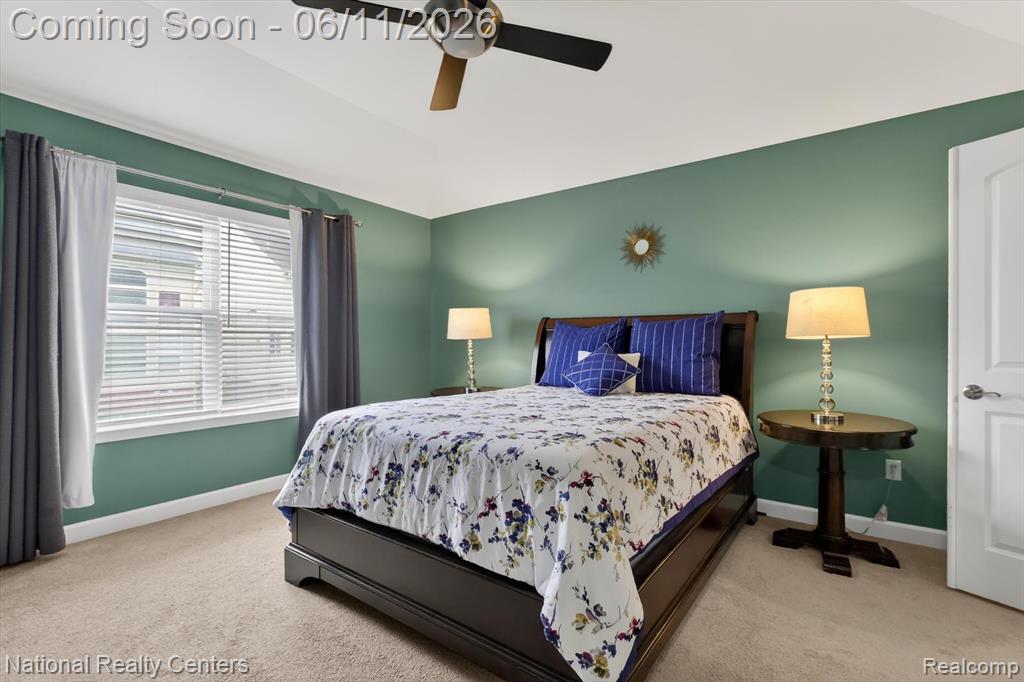 27412 Victoria Road Novi, MI 48374 - Photo 23 of 61