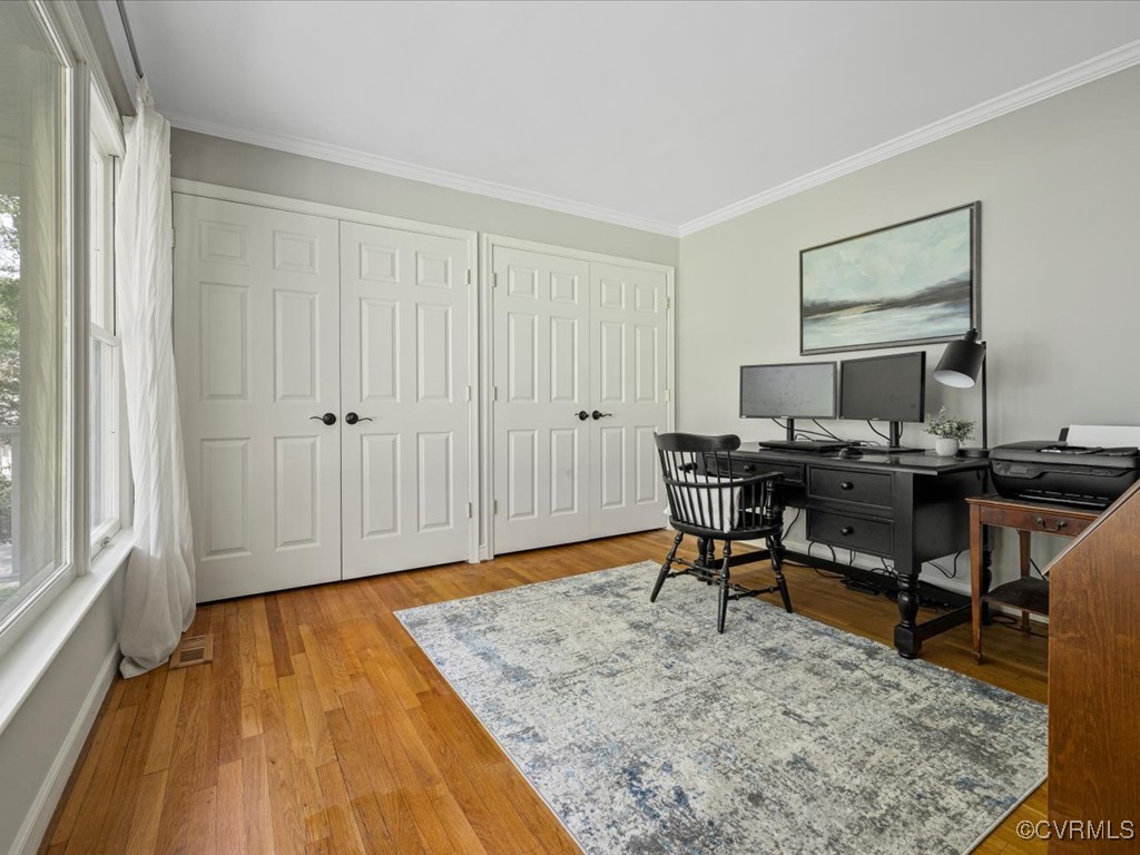 1519 Kingscross Road Midlothian, VA 23114 - Photo 7 of 50 a view of a livingroom with furniture and wooden floor