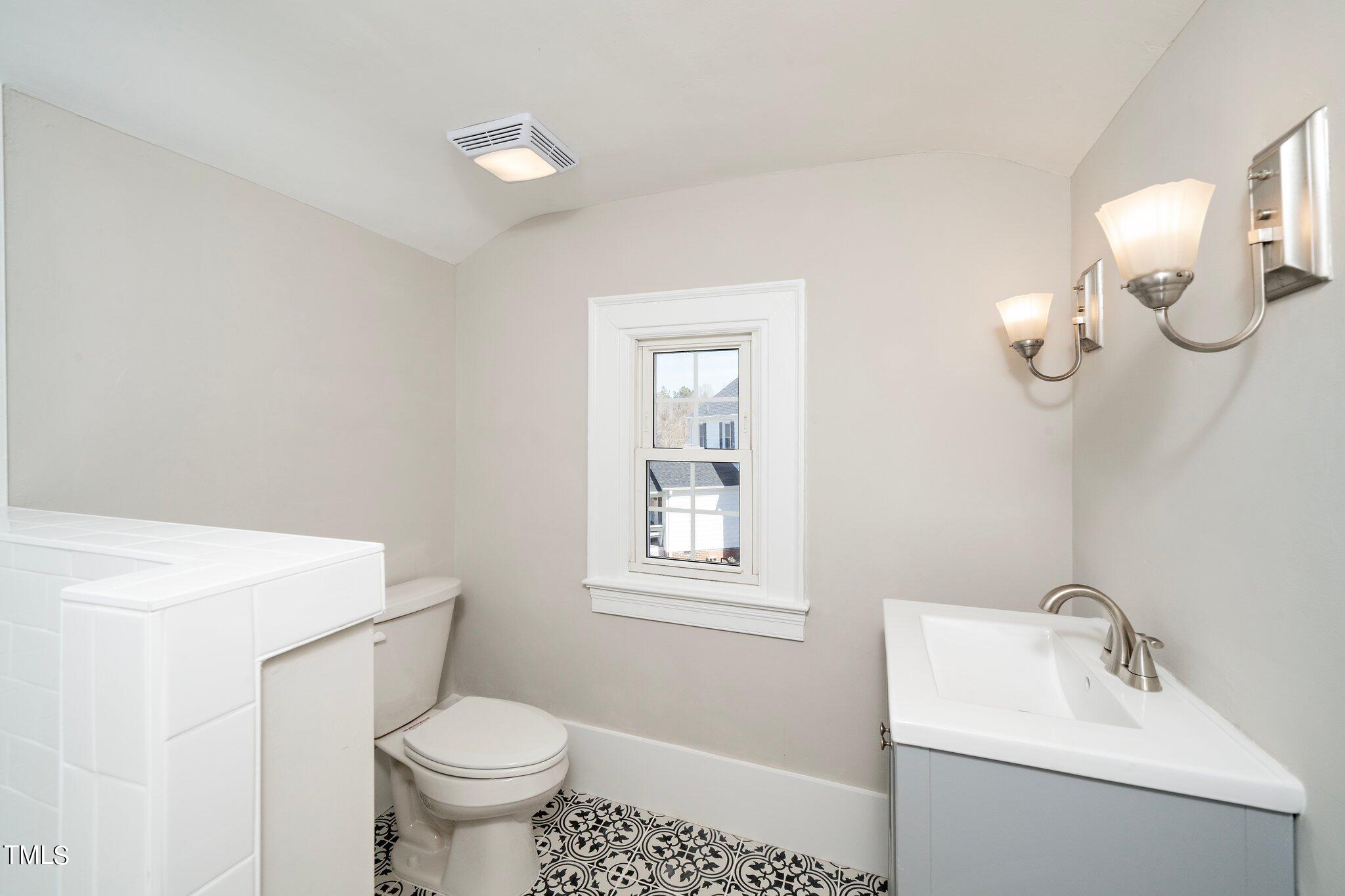 1869 Executive Lane Roxboro, NC 27573 - Photo 23 of 28 23-web-or-mls-1869 Executive Ln (27 of 2