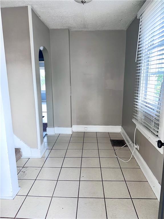 513 Harmony Avenue Rochester, PA 15074 - Photo 2 of 16