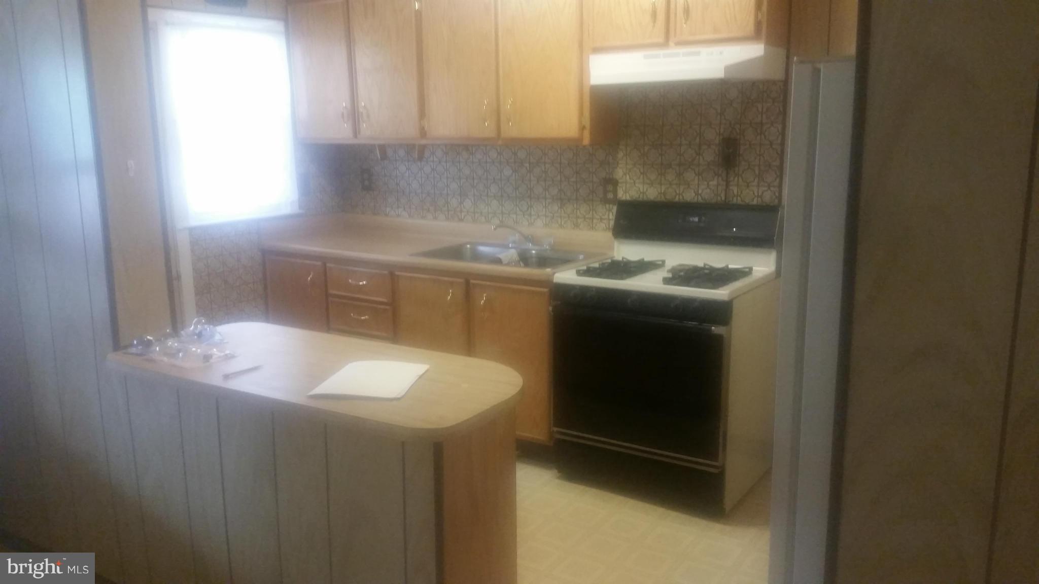 2203 Vailthorn Road Baltimore, MD 21220 - Photo 6 of 16 Kitchen