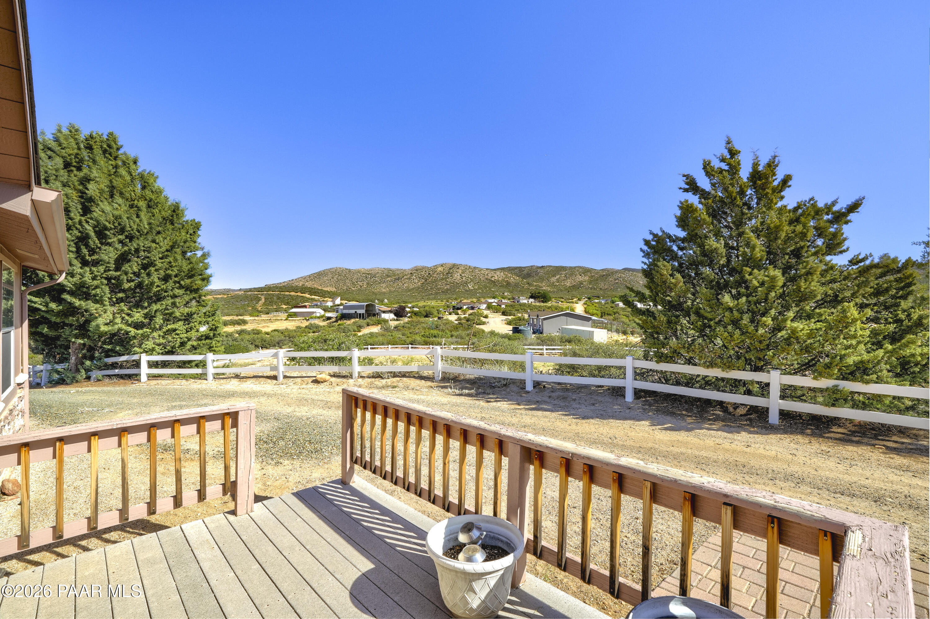 1699 Trinity Lane Dewey, AZ 86327 - Photo 6 of 45 Front Porch