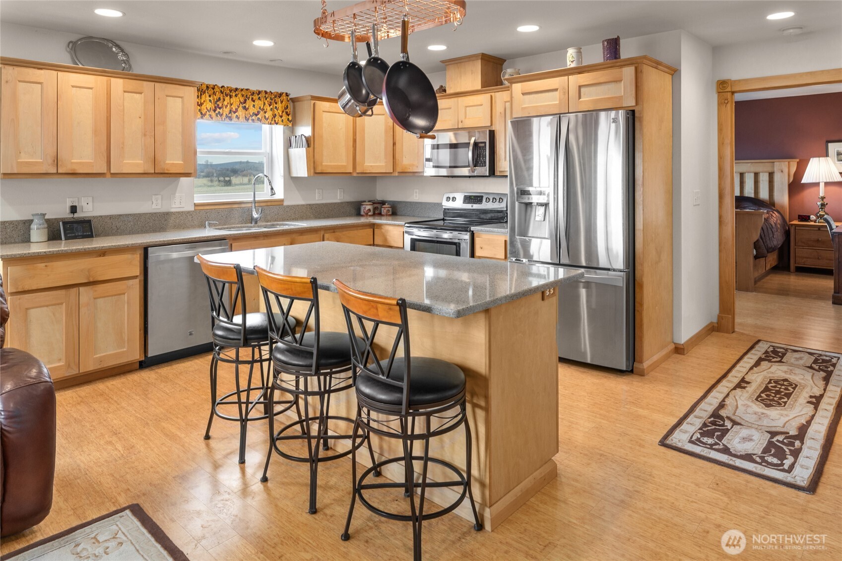 2420 Colockum Road Ellensburg, WA 98926 - Photo 3 of 39