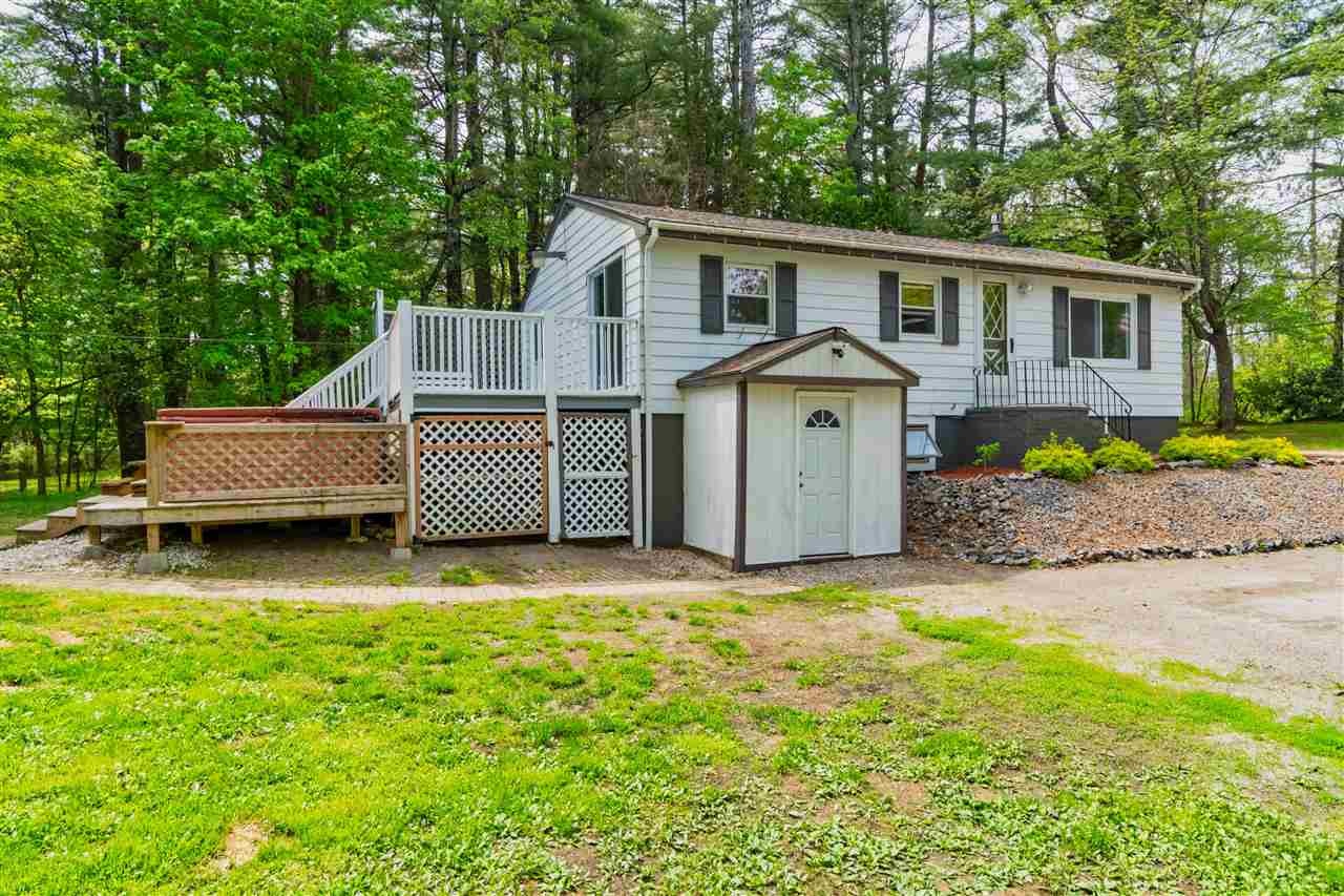 11 Walnut Hill Road Derry, NH 03038 - Photo 4 of 29