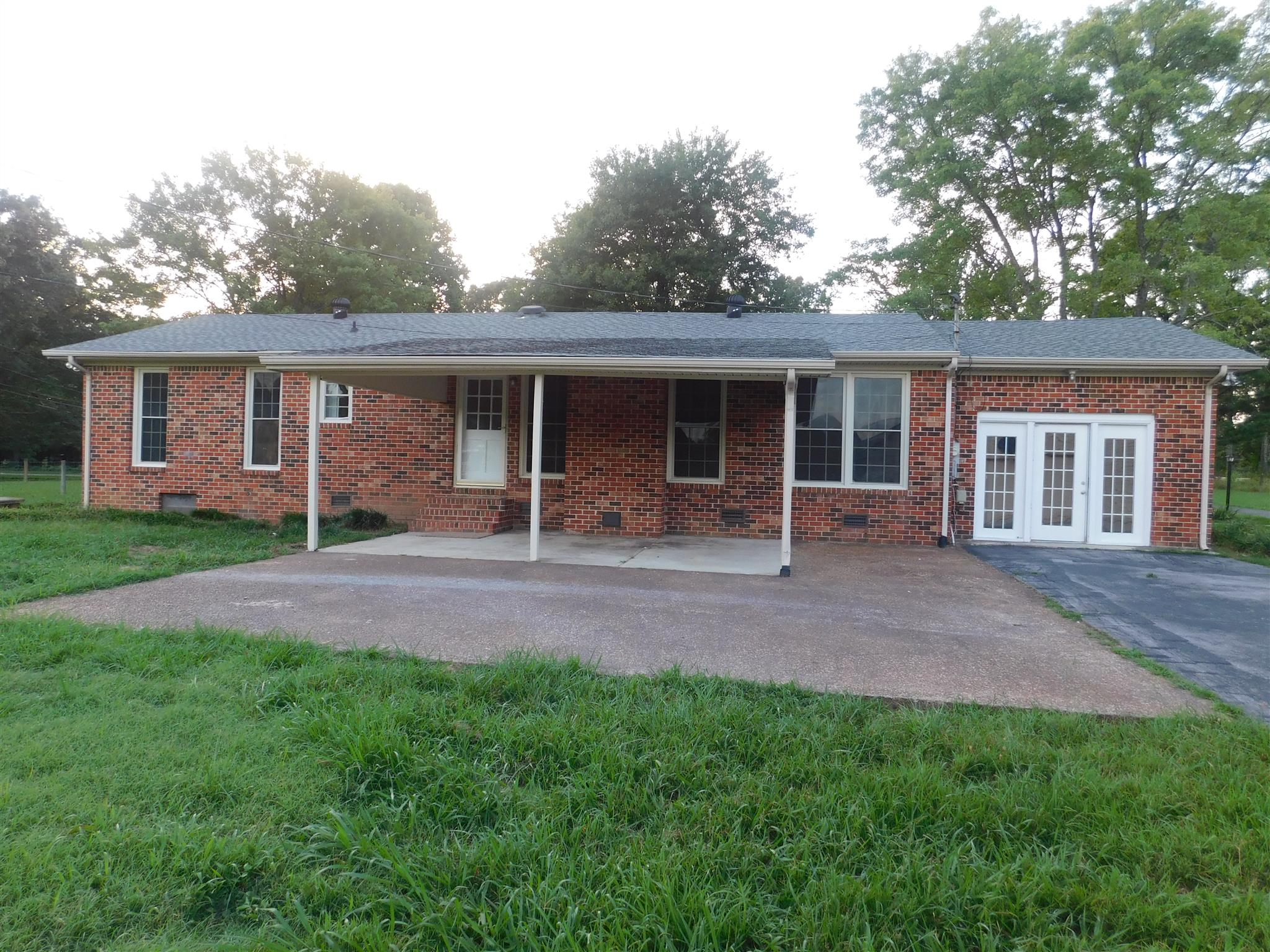 281 Cook Road Tullahoma, TN 37388 - Photo 5 of 29 Gallery Image 5
