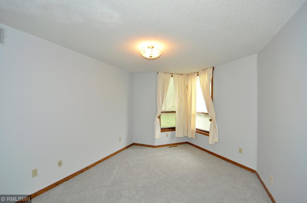 408 19th Street Northwest Rochester, MN 55901 - Photo 19 of 35 Gallery Image 19