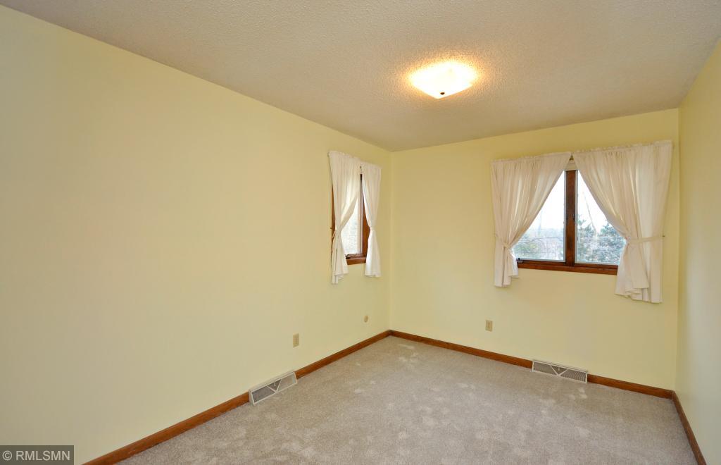 408 19th Street Northwest Rochester, MN 55901 - Photo 23 of 35 Gallery Image 23