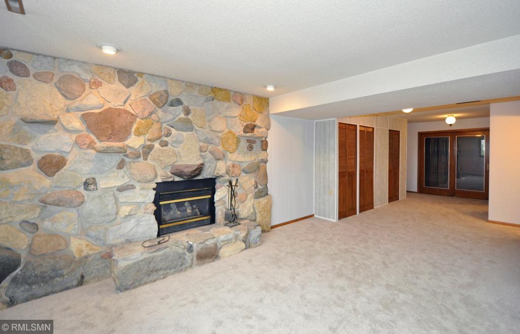 408 19th Street Northwest Rochester, MN 55901 - Photo 25 of 35 Gallery Image 25