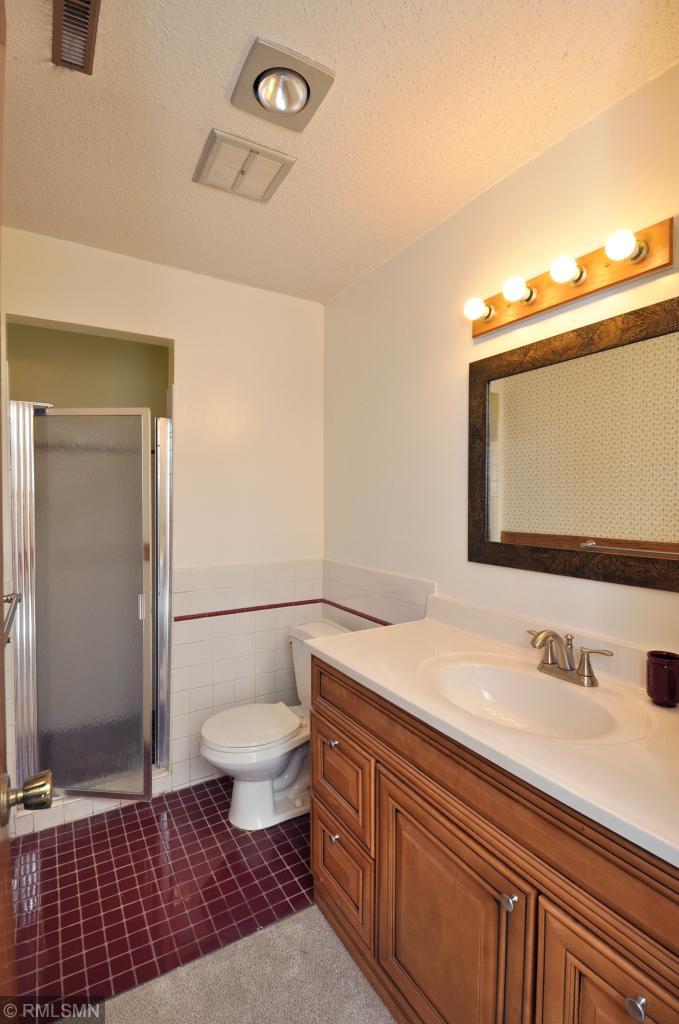 408 19th Street Northwest Rochester, MN 55901 - Photo 31 of 35 Gallery Image 31
