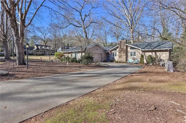 $375,000 | 1474 Lake Shore Circle, Gainesville, GA 30501