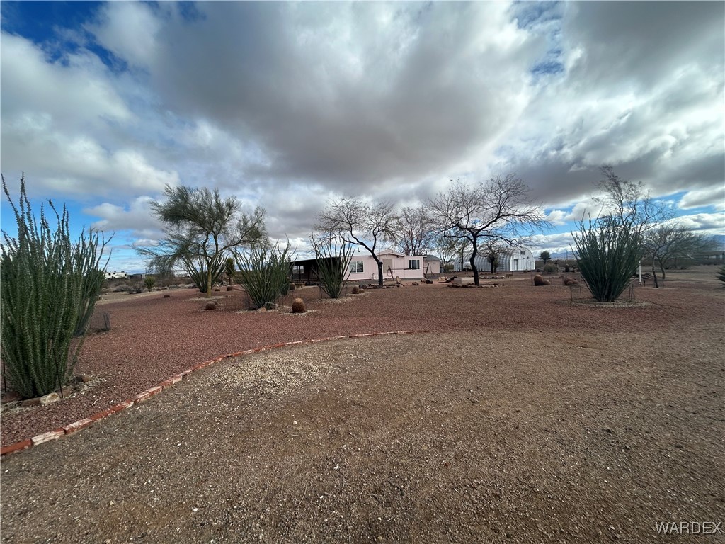 5218 Ramon Drive Golden Valley, AZ 86413 - Photo 29 of 67 Yard