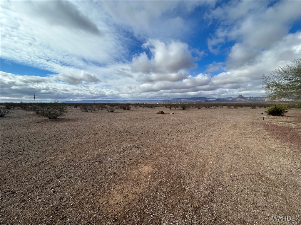 5218 Ramon Drive Golden Valley, AZ 86413 - Photo 35 of 67 Yard