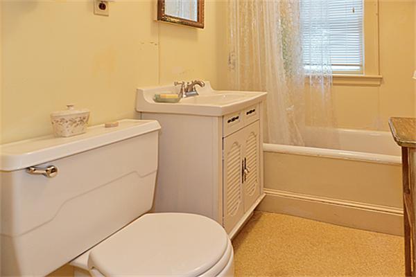 8 Carl Road Arlington, MA 02474 - Photo 10 of 20