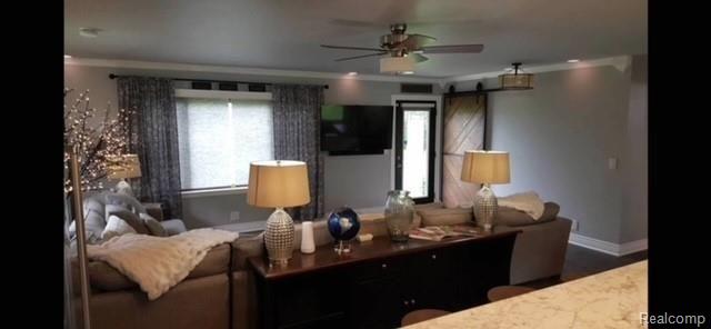 51320 Ford Road Canton, MI 48187 - Photo 6 of 10 House #6.jpg