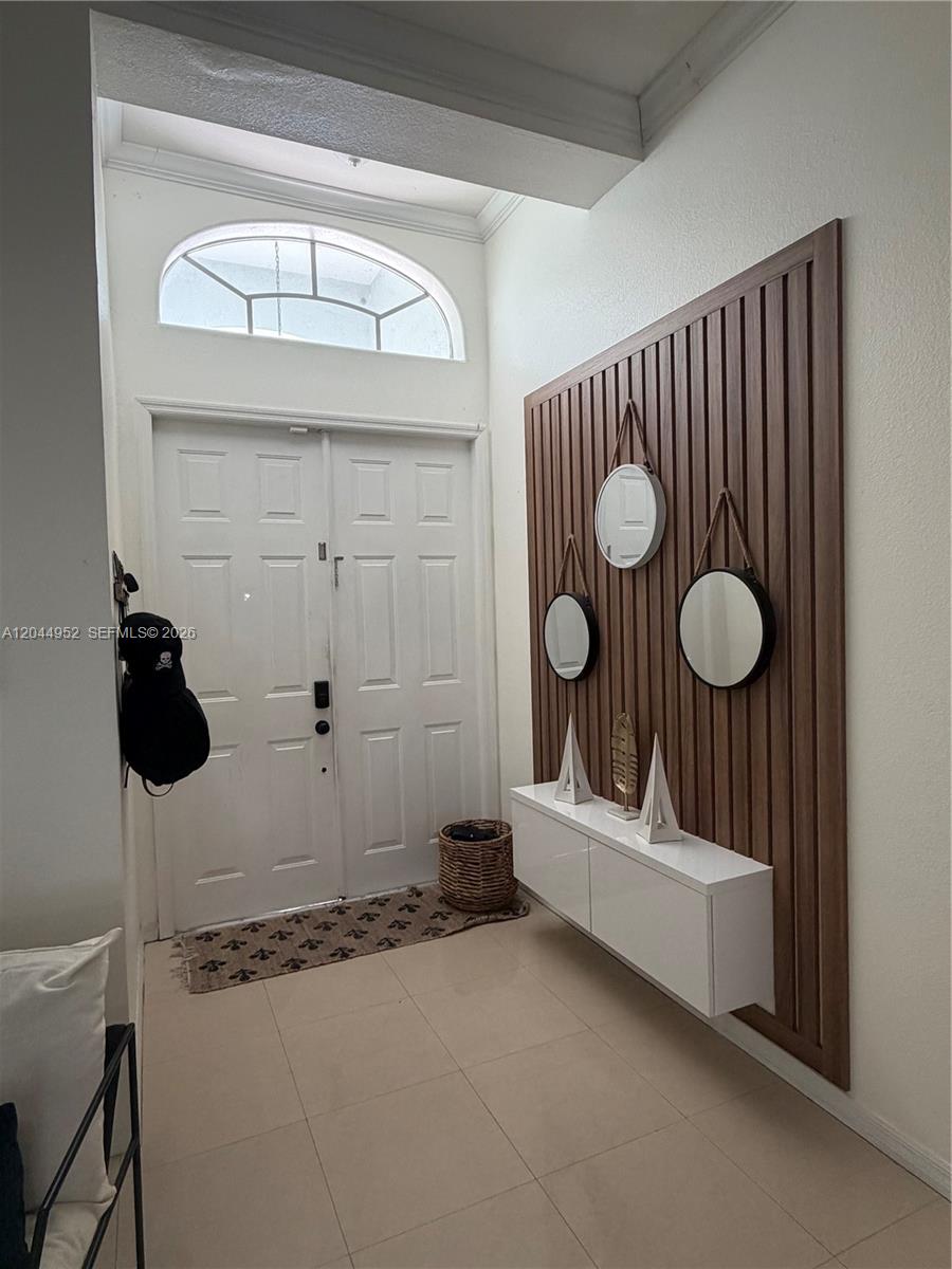 8208 Southwest 166th Place Miami, FL 33193 - Photo 3 of 37