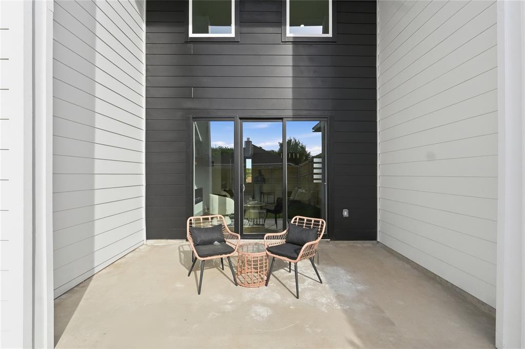 7817 Red Spring Road Dallas, TX 75241 - Photo 13 of 23 View of patio / terrace