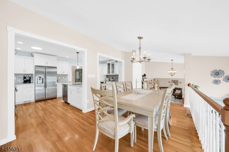 729 Colonial Arms Road Union, NJ 07083 - Photo 5 of 27