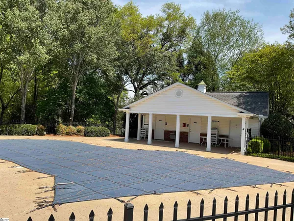 $334,000 | 833 Woodsford Drive, Greenville, SC 29615