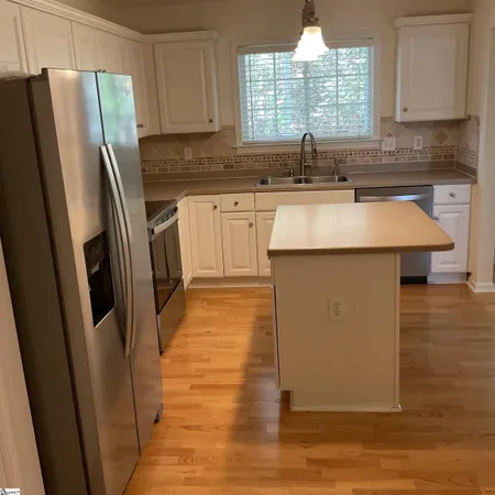 $334,000 | 833 Woodsford Drive, Greenville, SC 29615