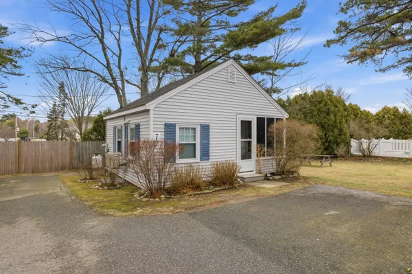 $235,000 | 1413 Post Road, Unit 7, Wells, ME 04090