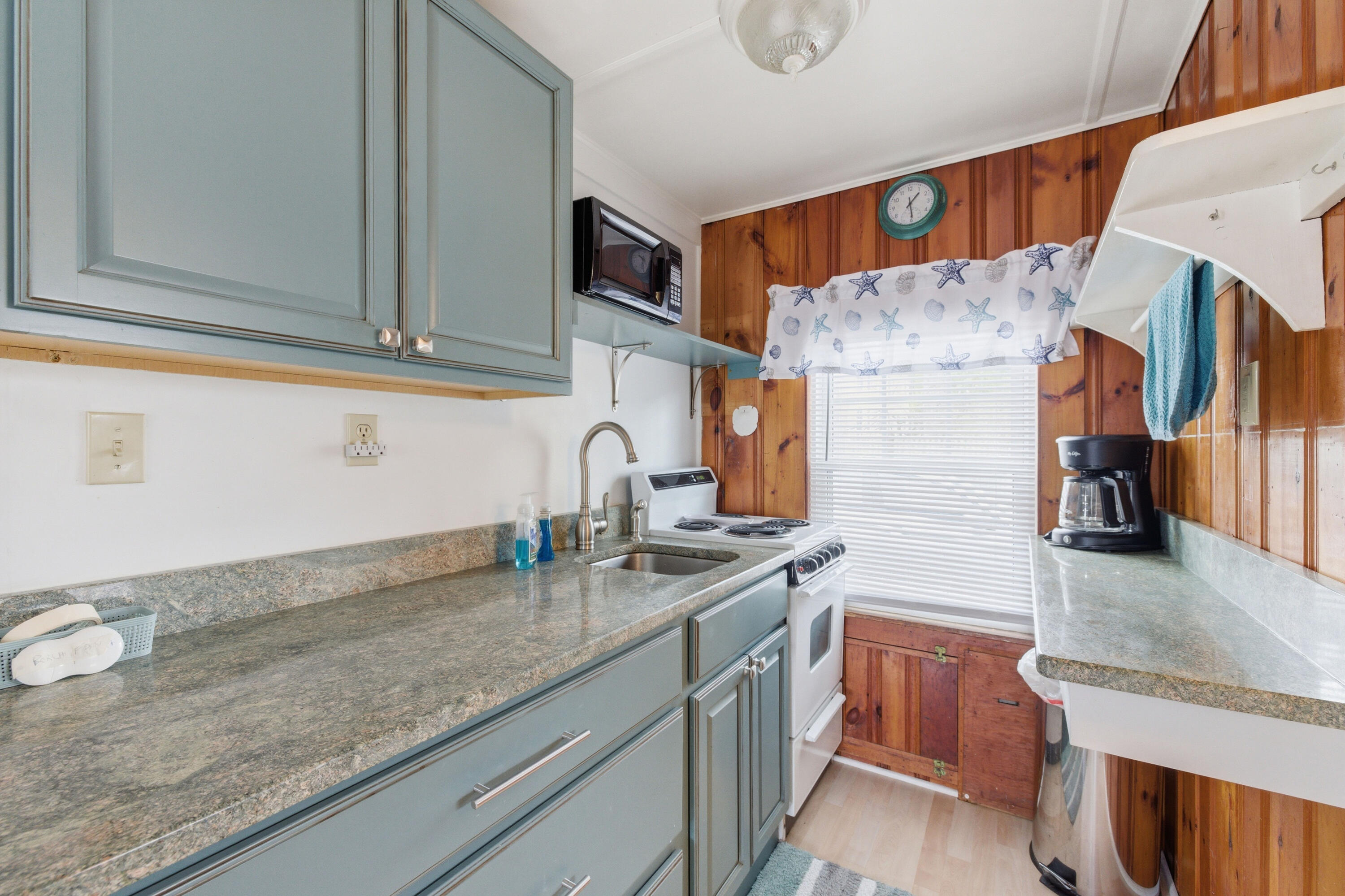 1413 Post Road, Unit 7 Wells, ME 04090 - Photo 15 of 35 3G0A4799