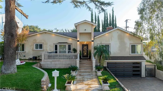 $2,050,000 | 1824 Crestmont Court, Glendale, CA 91208