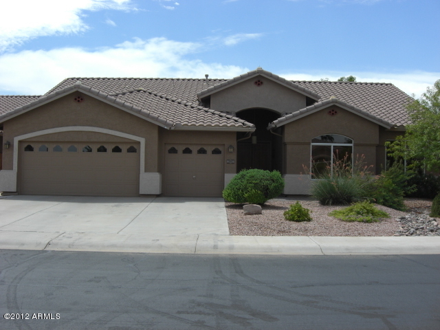 295 West Del Rio Street Gilbert, AZ 85233 - Photo 1 of 30 front of home