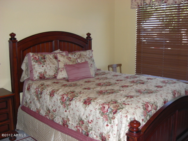295 West Del Rio Street Gilbert, AZ 85233 - Photo 16 of 30 bedroom