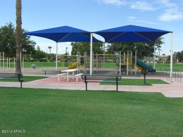 295 West Del Rio Street Gilbert, AZ 85233 - Photo 21 of 30 Playground