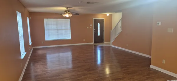 $1,950 | 2648 Westover View, San Antonio, TX 78251