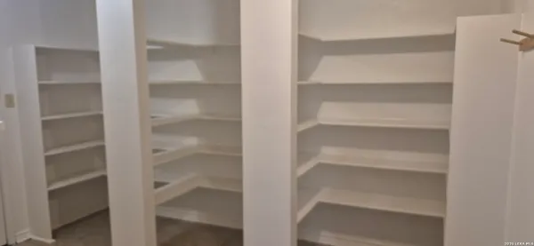 $1,950 | 2648 Westover View, San Antonio, TX 78251