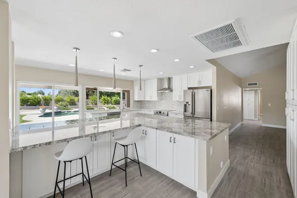 $4,499 | 13222 North 1st Avenue, Phoenix, AZ 85029