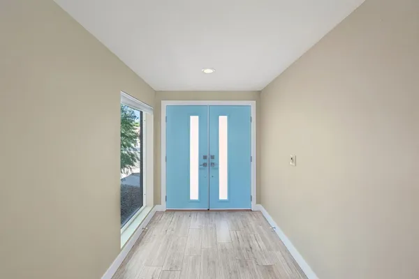 $4,499 | 13222 North 1st Avenue, Phoenix, AZ 85029