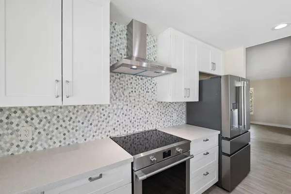 $4,499 | 13222 North 1st Avenue, Phoenix, AZ 85029