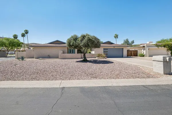 $4,499 | 13222 North 1st Avenue, Phoenix, AZ 85029