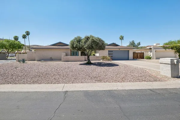 $4,499 | 13222 North 1st Avenue, Phoenix, AZ 85029