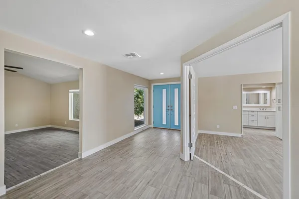 $4,499 | 13222 North 1st Avenue, Phoenix, AZ 85029