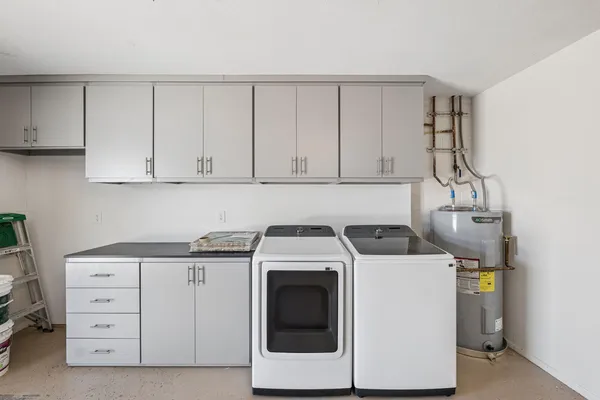 $4,499 | 13222 North 1st Avenue, Phoenix, AZ 85029