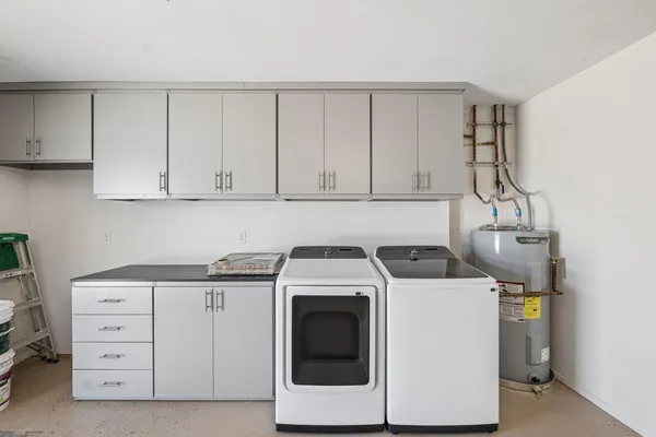 $4,499 | 13222 North 1st Avenue, Phoenix, AZ 85029