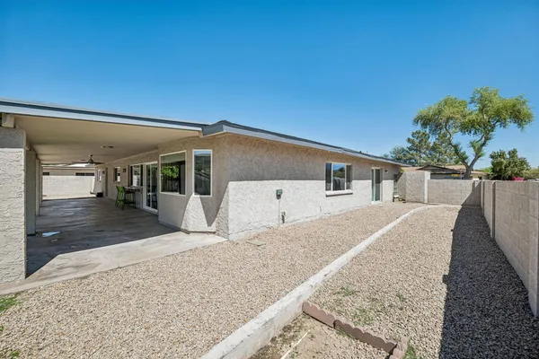 $4,499 | 13222 North 1st Avenue, Phoenix, AZ 85029