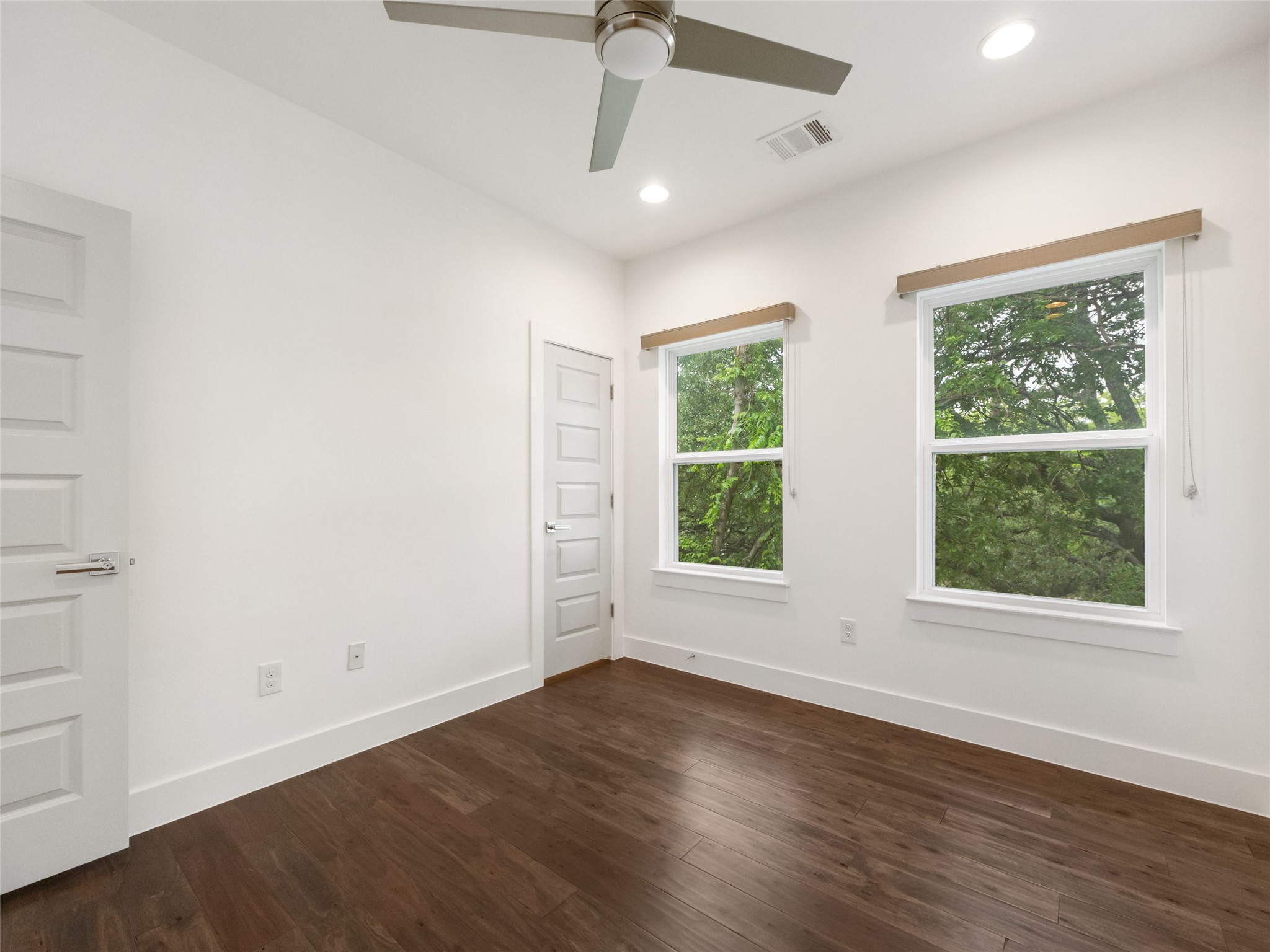 513 West Croslin Street, Unit B Austin, TX 78752 - Photo 23 of 40